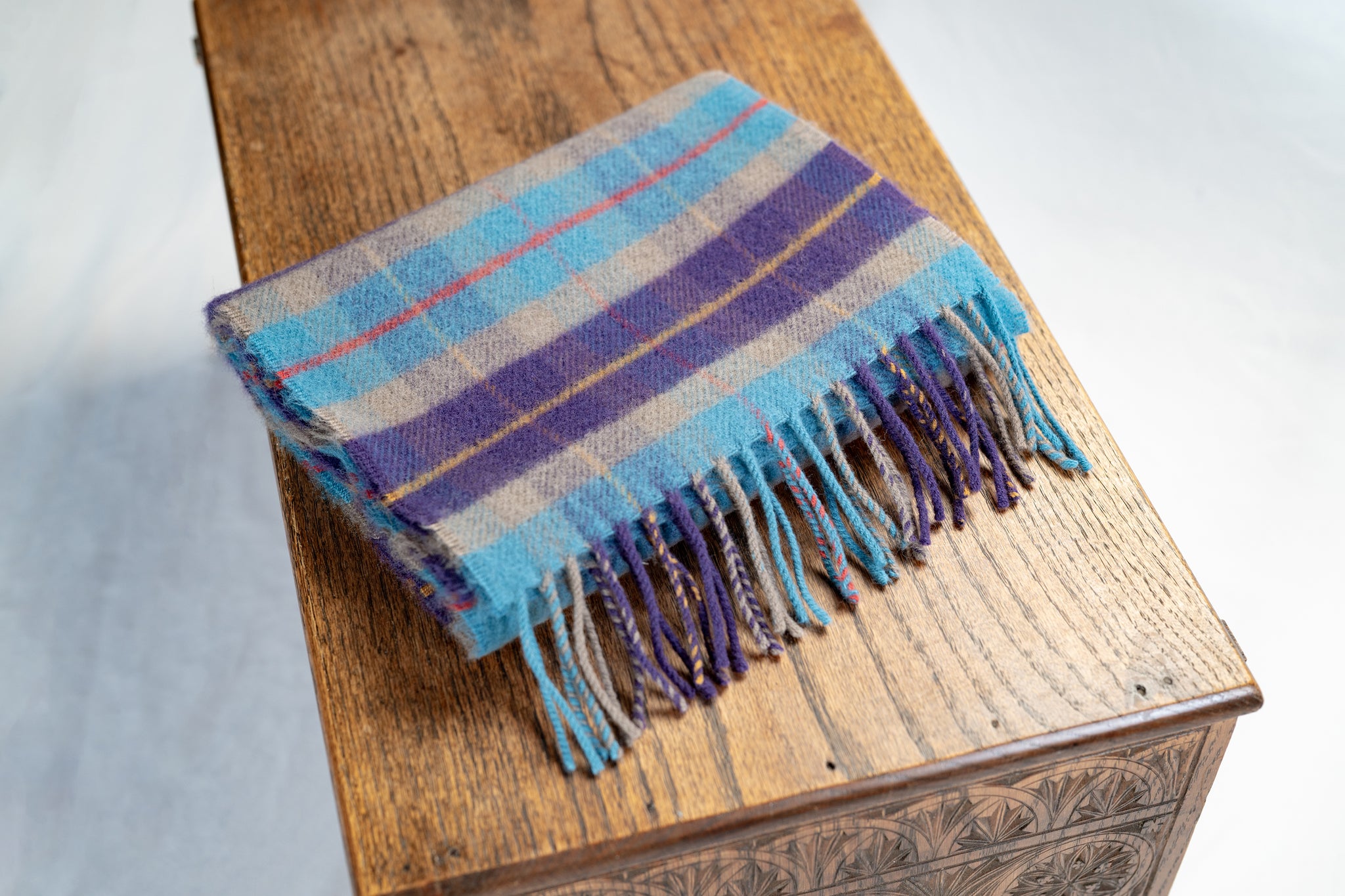 Loch Ness
Tartan
Scarf