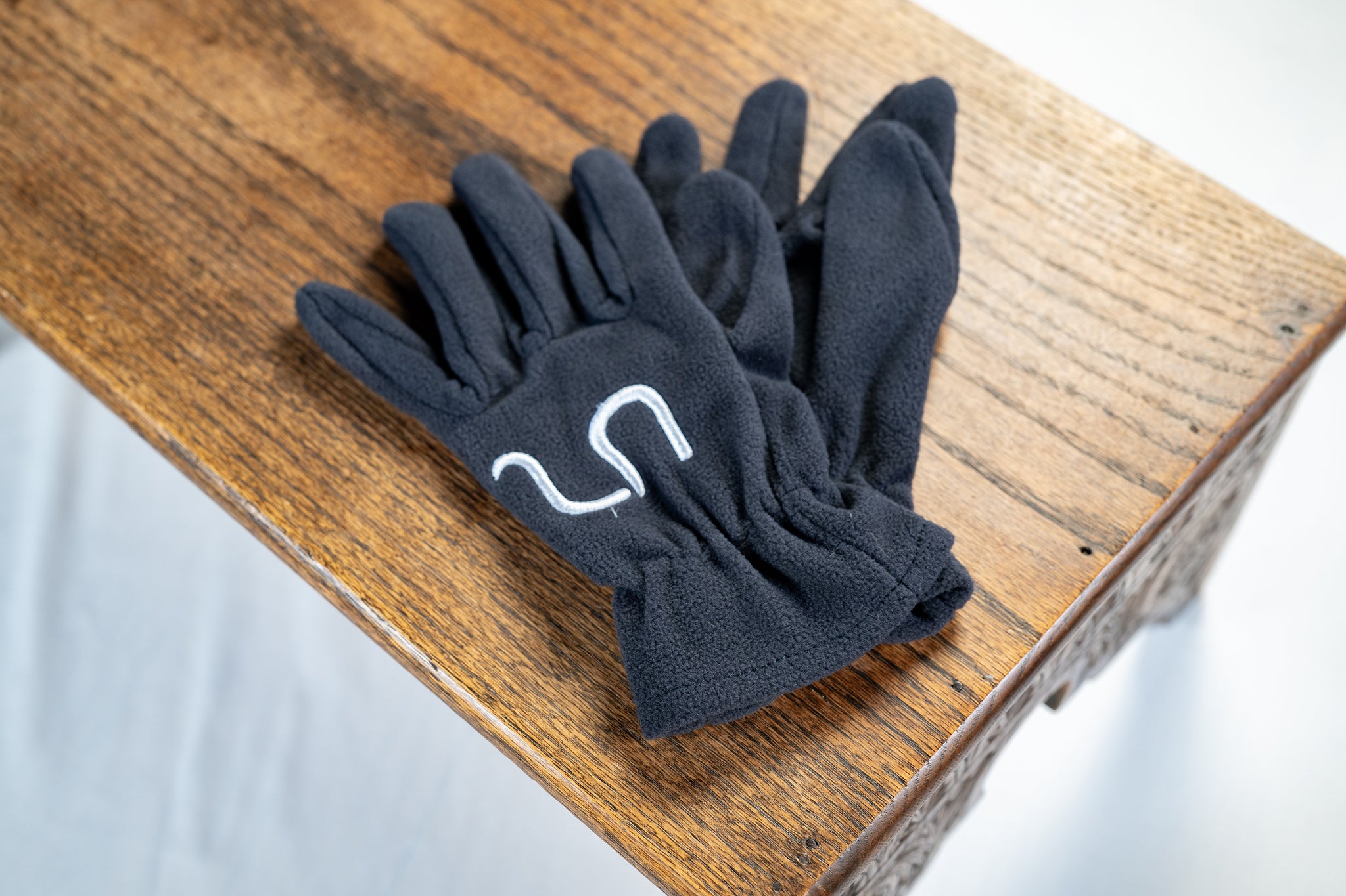 loch ness fleece gloves