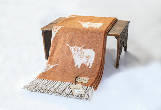 Highland Cow Rust Throw