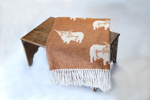 highland cow rust throw