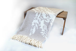 an talla throw silver